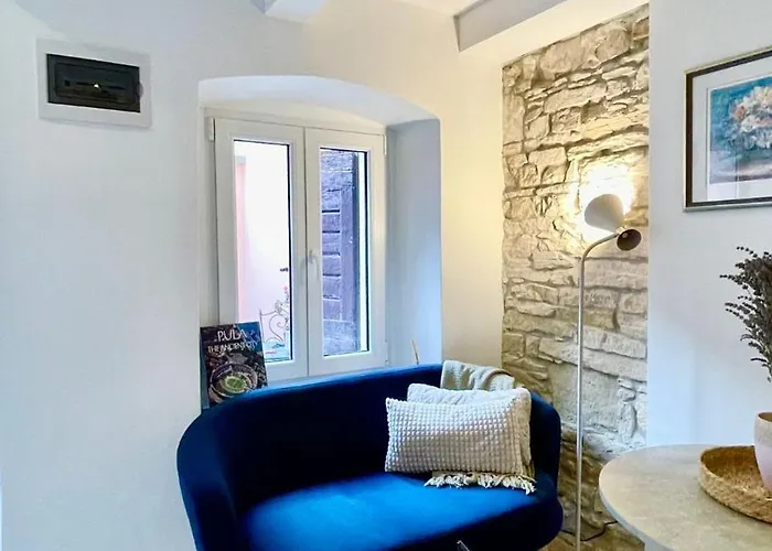 Pulabella Apartman *