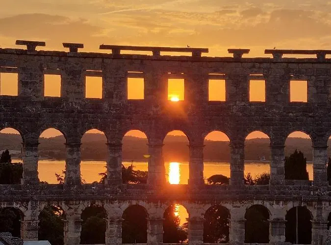 Lejlighed Pulabella Pula