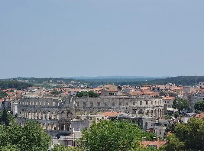 Pulabella * Πούλα