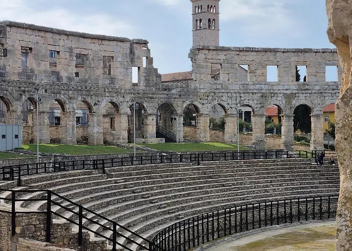 Pulabella * Πούλα